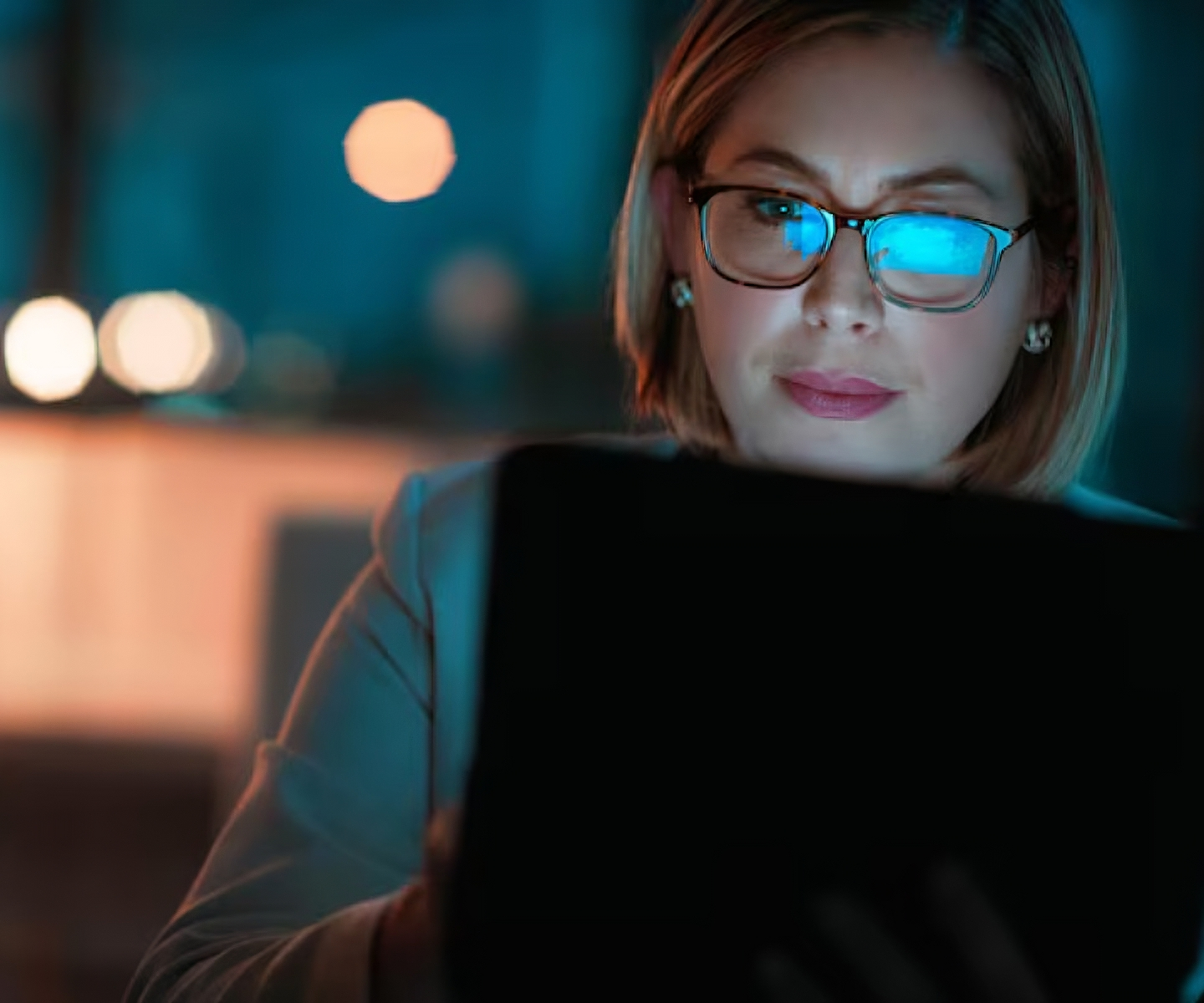 Como Proteger Seus Olhos da Luz Azul das Telas