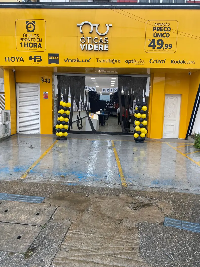 Thiago Ferreira, 943, Guarujá