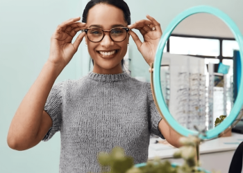 Como-escolher-a-lente-ideal-para-seus-oculos (1)